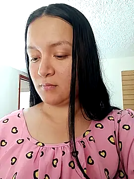 Snapshot of Arisha34 chatting on March 16, 2025, 4:45 pm Arisha34 online show from March 16, 2025, 4:45 pm