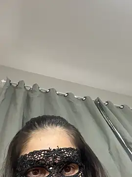 Emmabee123 online show from March 10, 2026, 12:20 pm