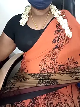 Snapshot of Tamil-hotwife chatting on October 31, 2025, 5:37 am Tamil-hotwife online show from October 31, 2025, 5:37 am