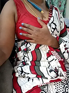 Snapshot of Tamil-hotwife chatting on July 20, 2026, 4:42 pm Tamil-hotwife online show from July 20, 2026, 4:42 pm