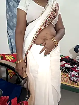 Snapshot of Tamil-hotwife chatting on November 15, 2025, 10:36 pm Tamil-hotwife online show from November 15, 2025, 10:36 pm