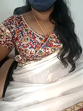 Snapshot of Tamil-hotwife chatting on December 16, 2025, 5:17 pm Tamil-hotwife online show from December 16, 2025, 5:17 pm