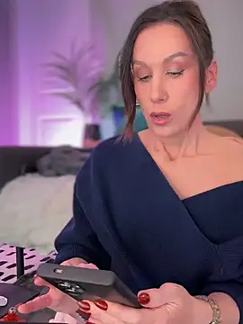 Snapshot of Fiona_Kent_ chatting on February 2, 2025, 6:31 pm Fiona Kent online show from February 2, 2025, 6:31 pm