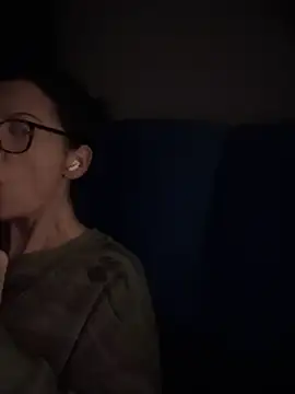 Snapshot of Fiona_Kent_ chatting on January 4, 2025, 3:40 am Fiona Kent online show from January 4, 2025, 3:40 am