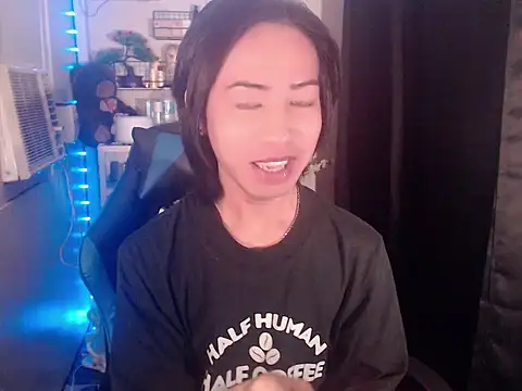 Lemonadexxx online show from February 8, 2026, 4:10 am