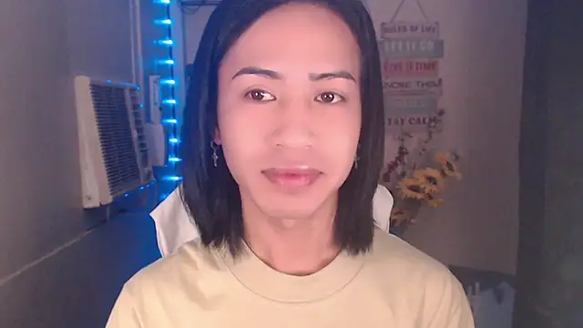 Lemonadexxx online show from December 22, 2025, 12:11 am