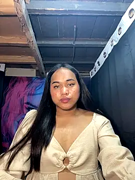 Snapshot of bettina_love chatting on November 14, 2025, 8:12 pm bettina love online show from November 14, 2025, 8:12 pm