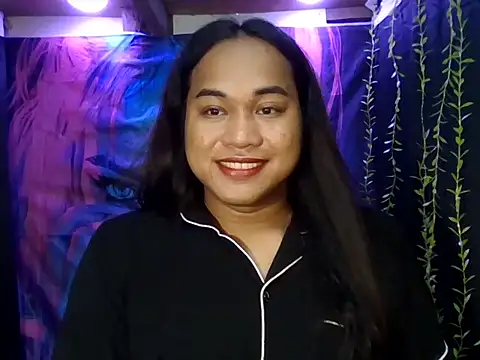Snapshot of bettina_love chatting on November 26, 2025, 8:09 pm bettina love online show from November 26, 2025, 8:09 pm