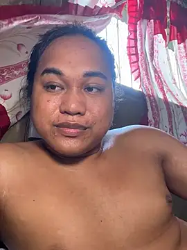 Snapshot of bettina_love chatting on August 7, 2026, 7:14 am bettina love online show from August 7, 2026, 7:14 am