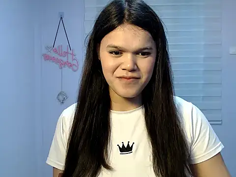 Snapshot of Miss_Ivanawolf chatting on May 24, 2026, 9:09 am Miss Ivanawolf online show from May 24, 2026, 9:09 am