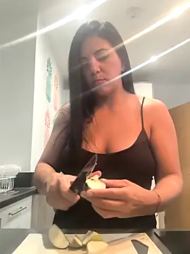 Snapshot of suyayk chatting on September 26, 2025, 10:55 am suyayk online show from September 26, 2025, 10:55 am