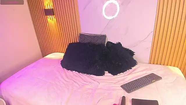 Snapshot of emilyconer chatting on October 4, 2025, 3:19 am emilyconer online show from October 4, 2025, 3:19 am