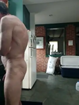 Snapshot of CDforU chatting on October 29, 2025, 12:37 pm CDforU online show from October 29, 2025, 12:37 pm