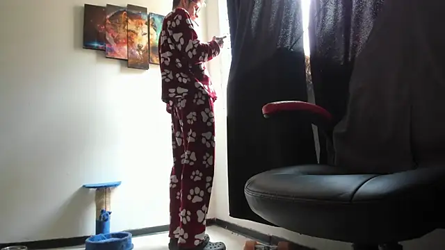 Snapshot of Jeff_Walton@xh chatting on October 24, 2025, 4:17 pm Jeff Waltonxh online show from October 24, 2025, 4:17 pm