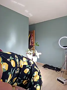 Goldenlace online show from April 14, 2026, 8:30 am