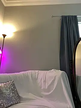 Vivian MayXxX online show from March 7, 2026, 6:02 pm