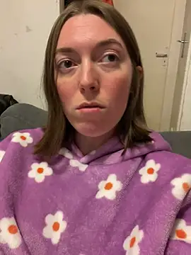 Snapshot of Daisy_Michto_Officiel chatting on January 28, 2025, 3:15 am Daisy Michto Officiel online show from January 28, 2025, 3:15 am