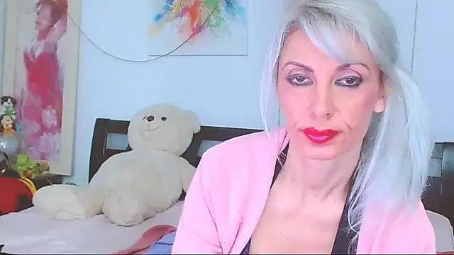 HoneyLara online show from December 19, 2025, 6:54 pm