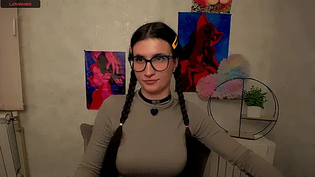 MaryEm976 online show from October 26, 2025, 9:31 am