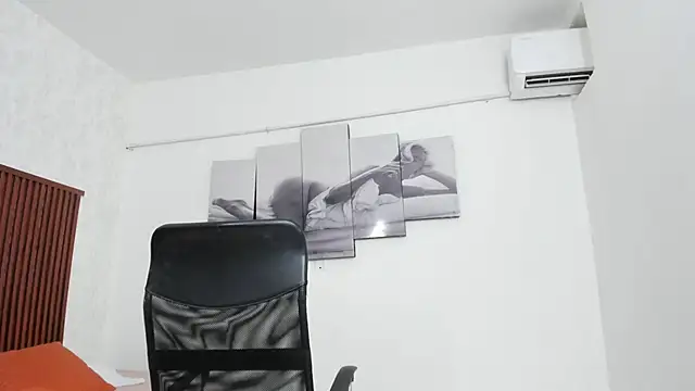 sofia valencia ms online show from March 6, 2025, 1:37 am