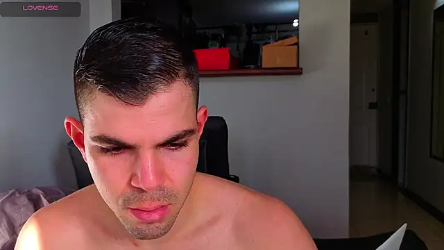 Snapshot of Matiashorney chatting on November 2, 2025, 9:20 pm Matiashorney online show from November 2, 2025, 9:20 pm