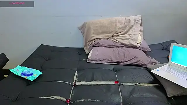 Snapshot of Matiashorney chatting on October 29, 2025, 2:10 am Matiashorney online show from October 29, 2025, 2:10 am