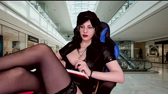 RoseBlooom online show from November 21, 2025, 3:27 am