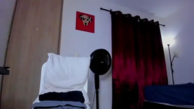 Cloudy pigDude online show from July 12, 2026, 4:35 am
