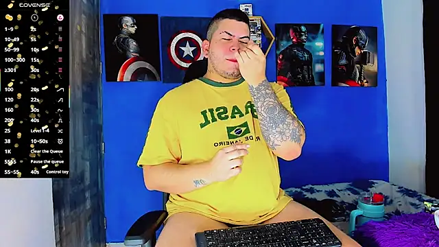 Thomas chubbyxhot online show from February 17, 2026, 7:11 pm