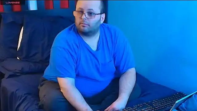 Snapshot of lefty15242 chatting on November 10, 2025, 6:18 am lefty15242 online show from November 10, 2025, 6:18 am