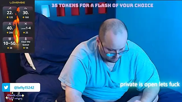 Snapshot of lefty15242 chatting on October 24, 2025, 11:37 pm lefty15242 online show from October 24, 2025, 11:37 pm