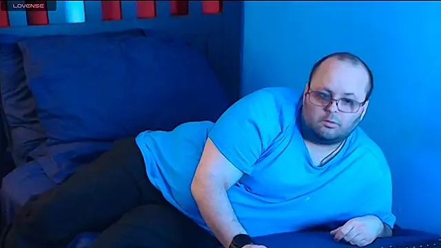 Snapshot of lefty15242 chatting on November 7, 2025, 5:23 am lefty15242 online show from November 7, 2025, 5:23 am