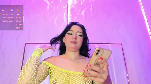 zarahfoster online show from November 28, 2025, 3:34 pm