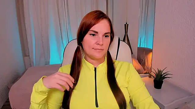 Snapshot of Ellis_Foxy chatting on February 2, 2025, 3:10 am Ellis Foxy online show from February 2, 2025, 3:10 am