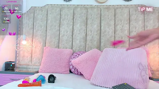 KendalStallyon online show from December 14, 2025, 3:17 pm