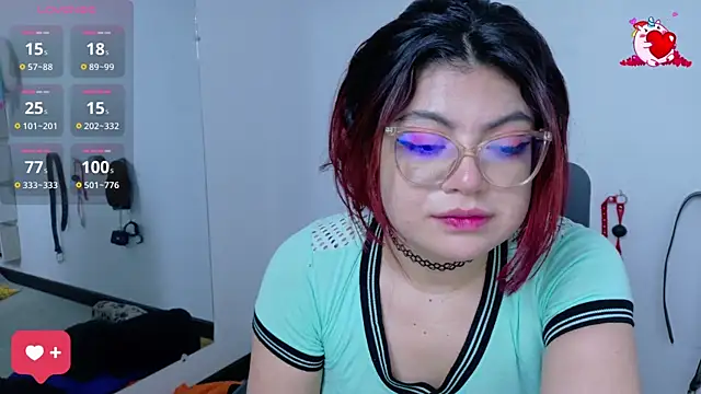 Snapshot of Catwhite_ chatting on March 20, 2025, 3:25 pm Catwhite online show from March 20, 2025, 3:25 pm