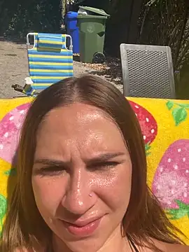 autumnsbedroom online show from March 24, 2026, 4:29 pm