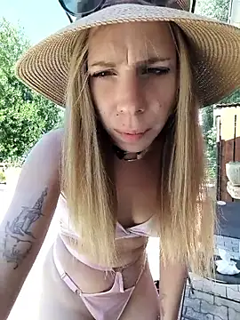 Snapshot of OnnaaH chatting on September 25, 2025, 11:16 am OnnaaH online show from September 25, 2025, 11:16 am