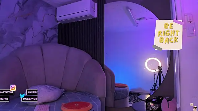 Katemoss70 online show from February 27, 2026, 12:38 pm