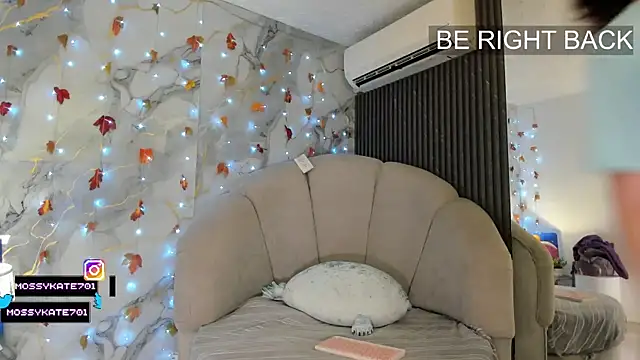 Katemoss70 online show from November 20, 2025, 12:28 pm