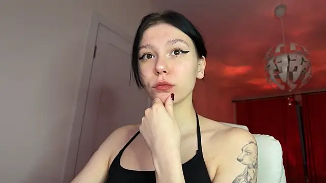 Snapshot of pinkdolly18 chatting on February 1, 2025, 10:23 pm pinkdolly18 online show from February 1, 2025, 10:23 pm