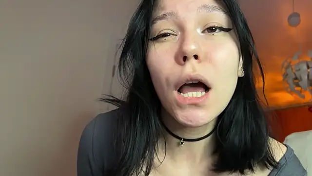 Snapshot of pinkdolly18 chatting on January 4, 2025, 6:51 pm pinkdolly18 online show from January 4, 2025, 6:51 pm