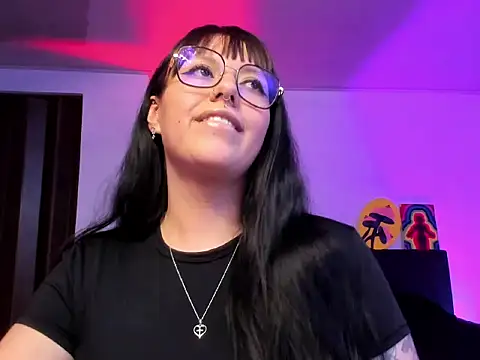 lia minami online show from March 6, 2026, 3:56 am