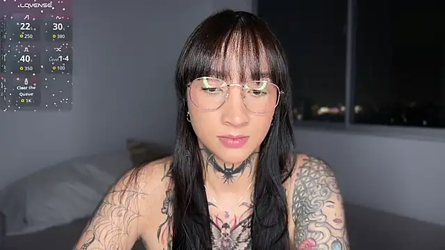 xisisxx online show from March 27, 2026, 11:38 pm