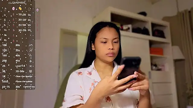 venusangelicxx online show from February 23, 2026, 5:09 am