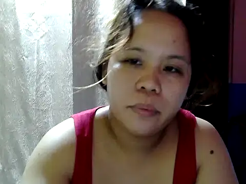 hotcastlexxx online show from June 4, 2026, 5:01 am