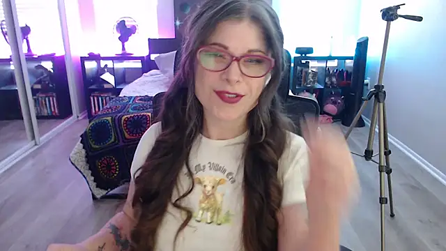 Snapshot of TheLenaAdams chatting on December 8, 2024, 4:39 pm TheLenaAdams online show from December 8, 2024, 4:39 pm