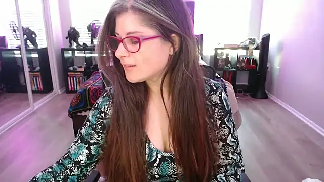 Snapshot of TheLenaAdams chatting on January 12, 2025, 5:01 pm TheLenaAdams online show from January 12, 2025, 5:01 pm