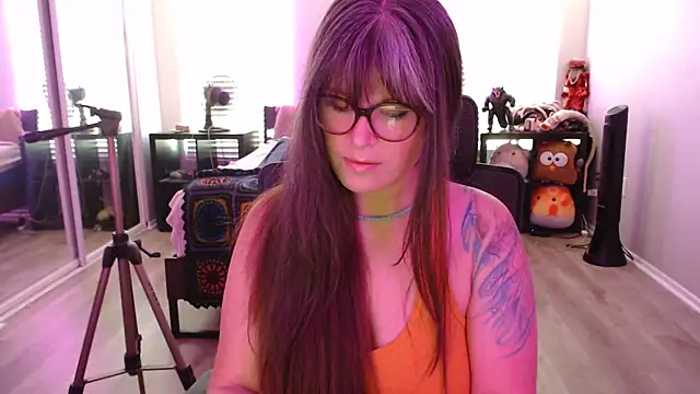 Snapshot of TheLenaAdams chatting on September 9, 2025, 3:54 pm TheLenaAdams online show from September 9, 2025, 3:54 pm