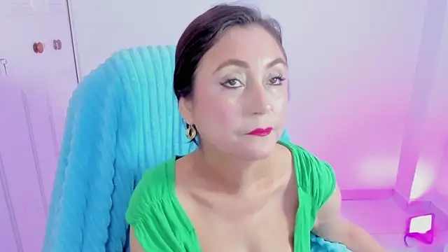 Snapshot of danielahot66 chatting on November 23, 2025, 10:25 am danielahot66 online show from November 23, 2025, 10:25 am